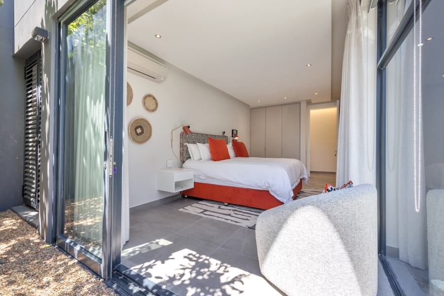 To Let 4 Bedroom Property for Rent in Camps Bay Western Cape